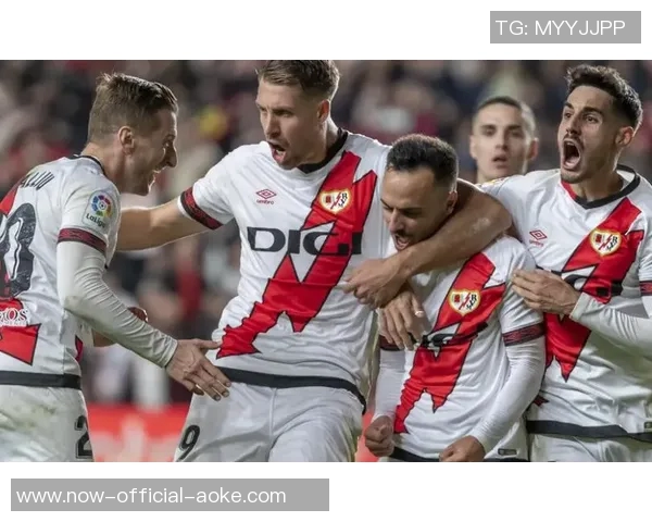 塞维利亚客场1-0绝杀巴列卡诺,阿科-亚当斯制胜球,何塞助攻 塞维利亚客场1-0绝杀巴列卡诺,阿科-亚当斯制胜球,何塞助攻