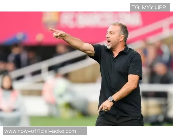 弗里克频繁在中场休息时调整阵容,技战术考量成主因 弗里克频繁在中场休息时调整阵容,技战术考量成主因